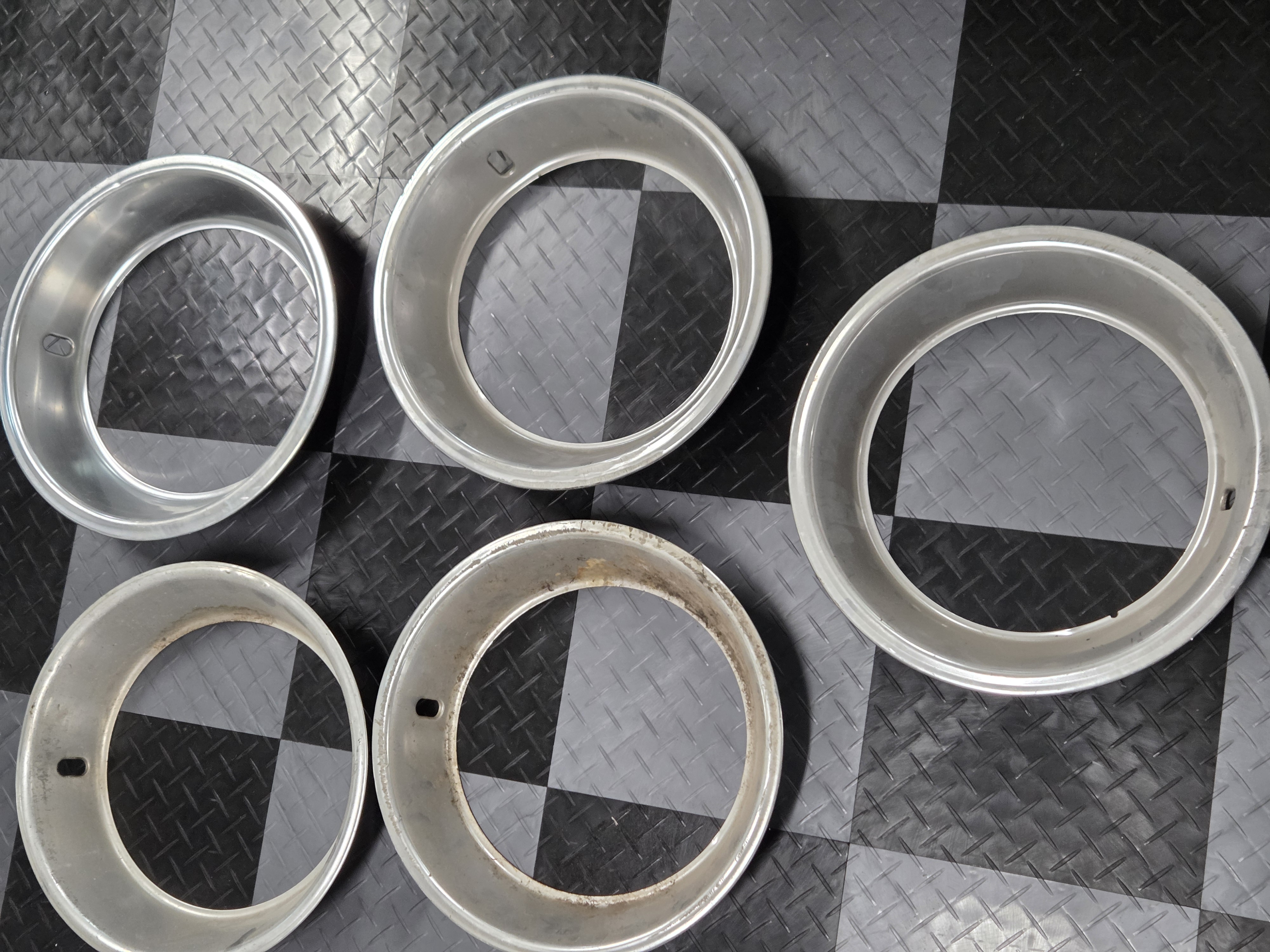TR6 Wheel Trim Rings